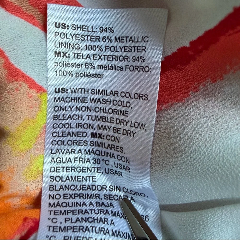 White House Black Market Chiffon Lurex Blouse Womens MP Peplum Jungle Flower - Picture 10 of 10